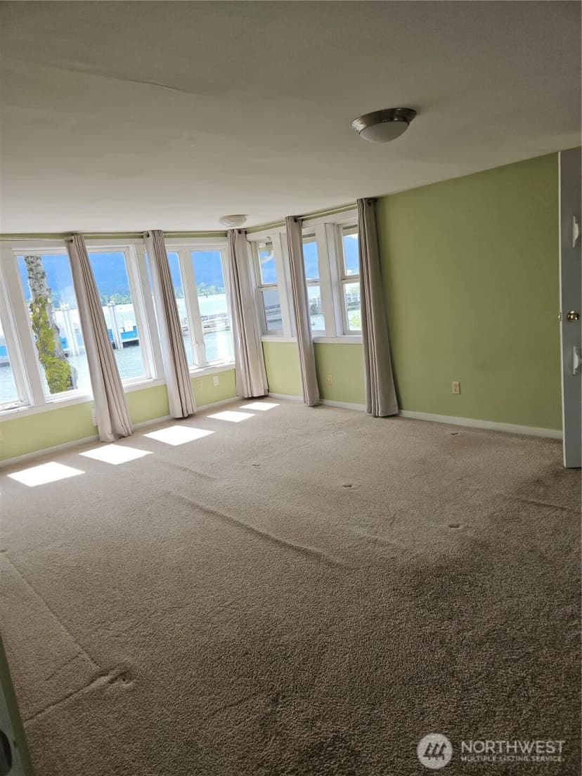 Property photo for 20 E Sunny Sands Road, Cathlamet photo 7