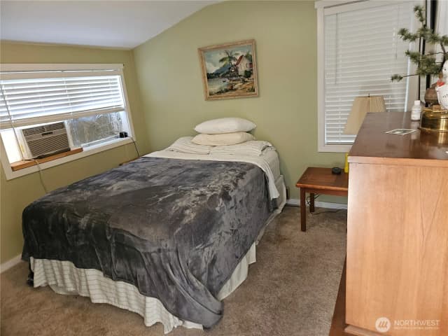 Property photo for 20 E Sunny Sands Road, Cathlamet photo 5
