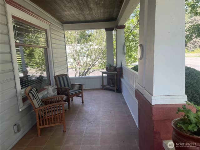 Property photo for 213 N 2nd Street, Dayton photo 2