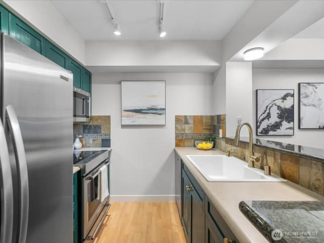 Property photo for 1545 Nw 57th Street #202, Seattle photo 5