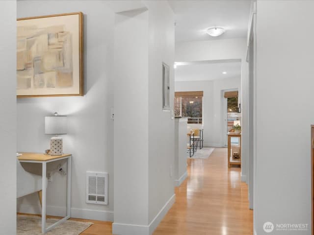 Property photo for 1545 Nw 57th Street #202, Seattle photo 2