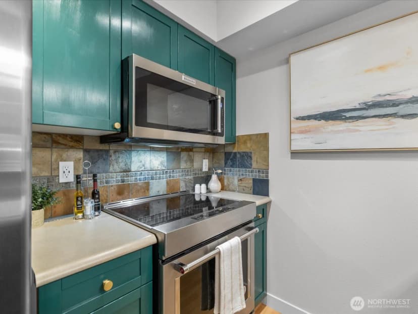 Property photo for 1545 Nw 57th Street #202, Seattle photo 6