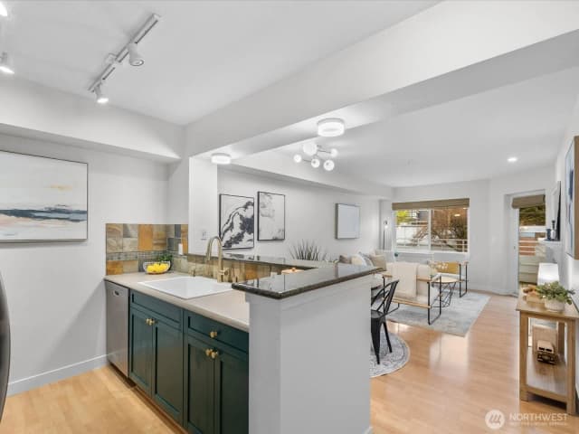 Property photo for 1545 Nw 57th Street #202, Seattle photo 4