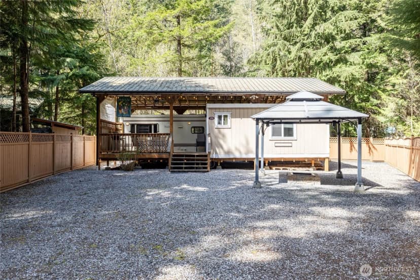 Property photo for 1028 Maple Lane, Sumas photo 16