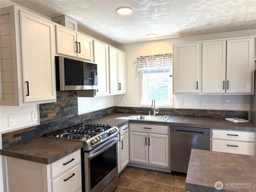 Property photo for 811 346th Place, Ocean Park photo 15