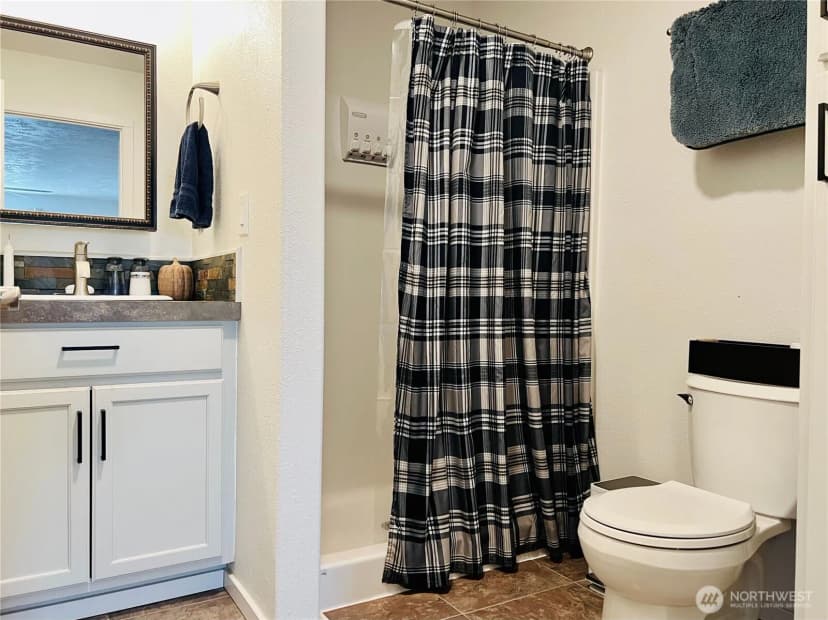 Property photo for 811 346th Place, Ocean Park photo 26