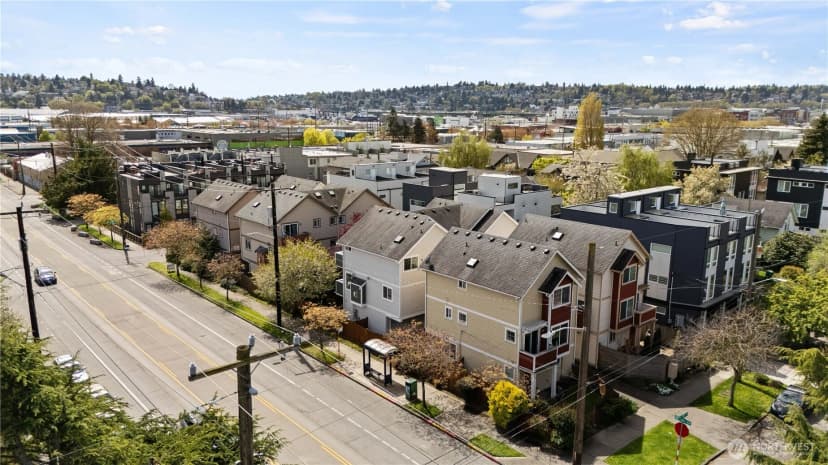 Property photo for 5015 A 8th Avenue Nw, Seattle photo 3