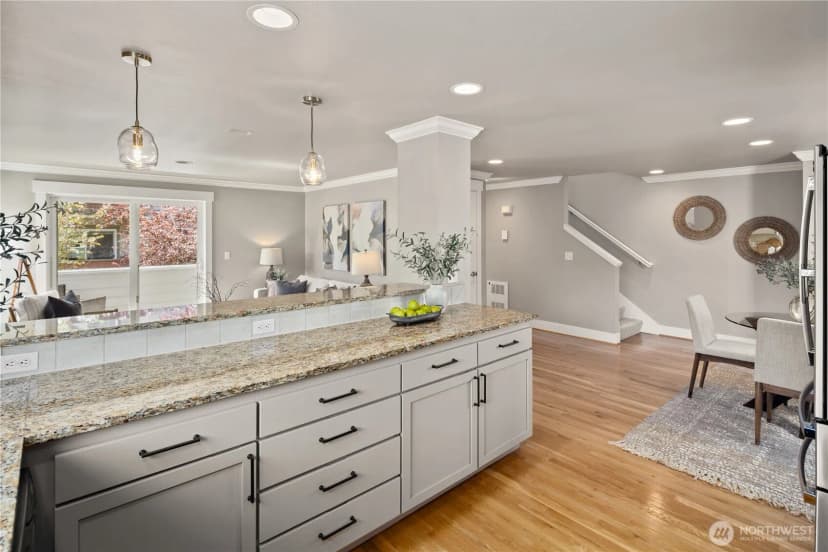Property photo for 5015 A 8th Avenue Nw, Seattle photo 23