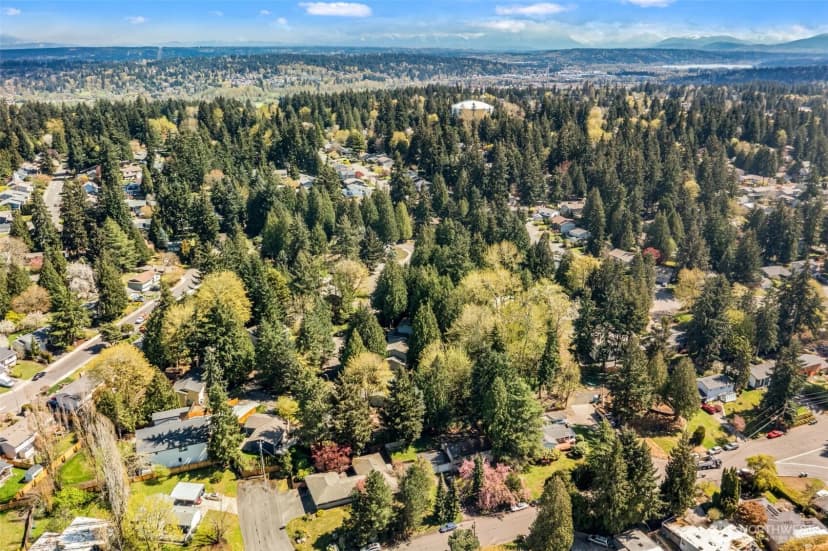Property photo for 12604 109th Pl, Kirkland photo 4