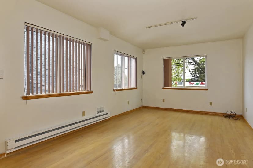 Property photo for 3015 Beacon Avenue S, Seattle photo 30
