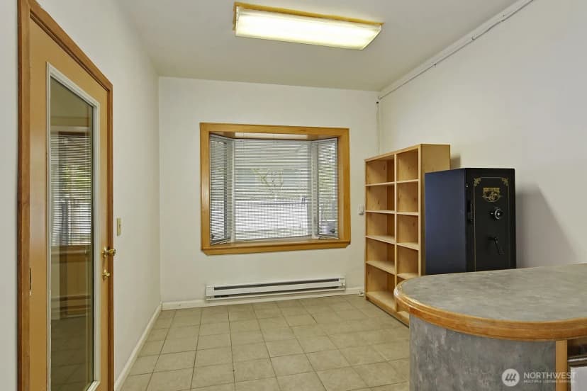 Property photo for 3015 Beacon Avenue S, Seattle photo 11