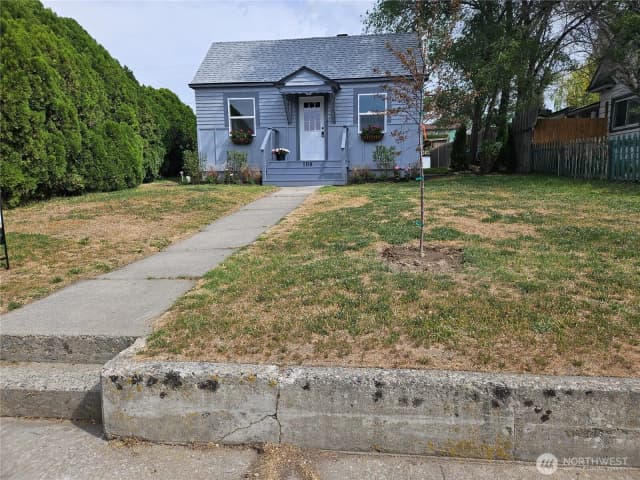 Property photo for 108 W 3rd Street, Lind photo 5