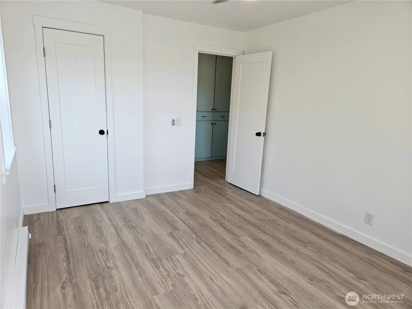 Property photo for 108 W 3rd Street, Lind photo 21