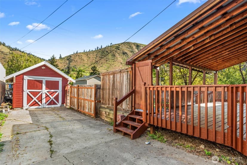 Property photo for 417 Cottage Avenue, Cashmere photo 39