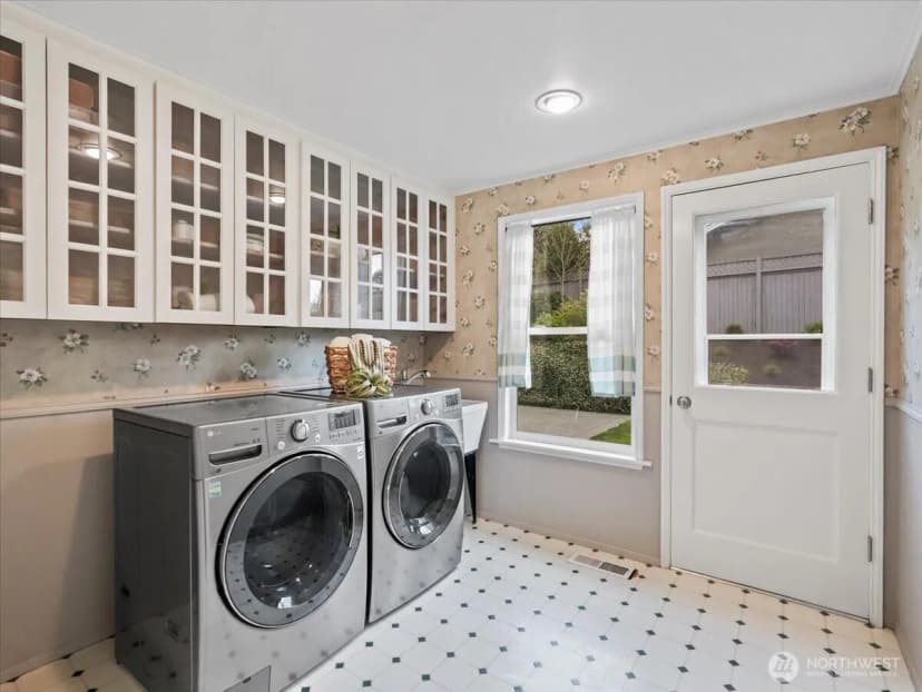 Property photo for 8255 Se 59th Street, Mercer Island photo 33