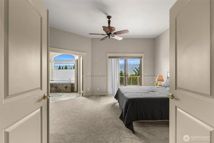 Property photo for 718 Briarwood Drive, East Wenatchee photo 15