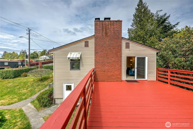 Property photo for 1408 Winfield Avenue, Bremerton photo 5