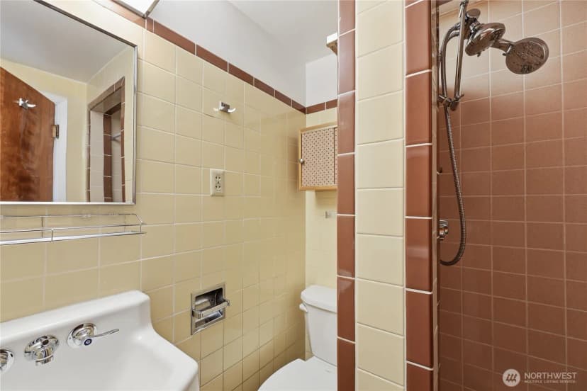 Property photo for 1408 Winfield Avenue, Bremerton photo 19