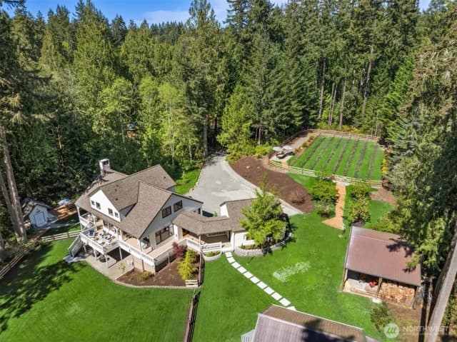 Property photo for 6518 Ne Justin Court, Bainbridge Island