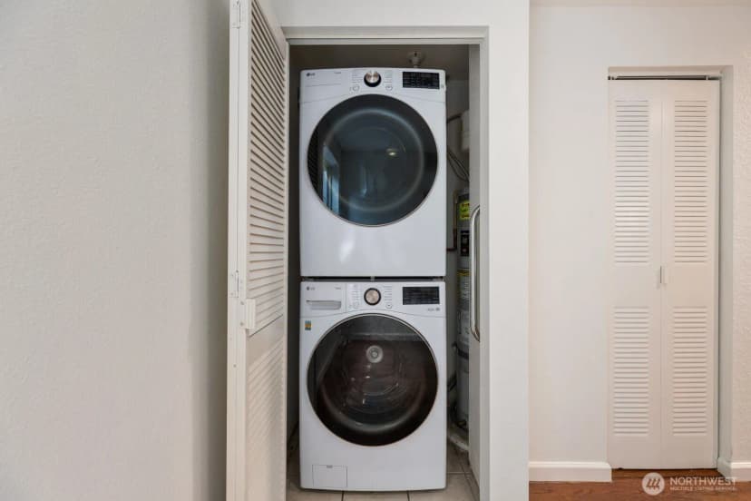 Property photo for 7307 224th Street Sw #d5, Edmonds photo 15