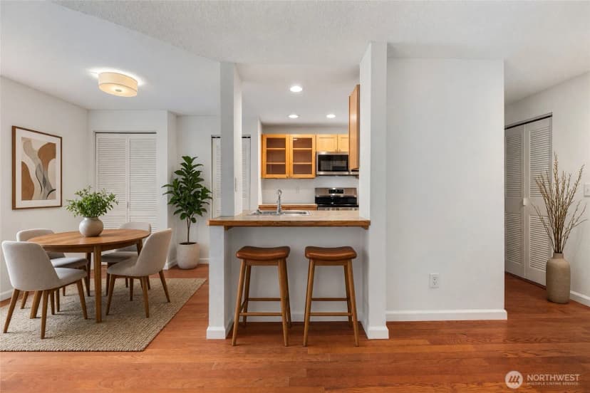 Property photo for 7307 224th Street Sw #d5, Edmonds photo 11
