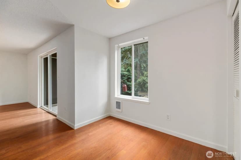 Property photo for 7307 224th Street Sw #d5, Edmonds photo 8