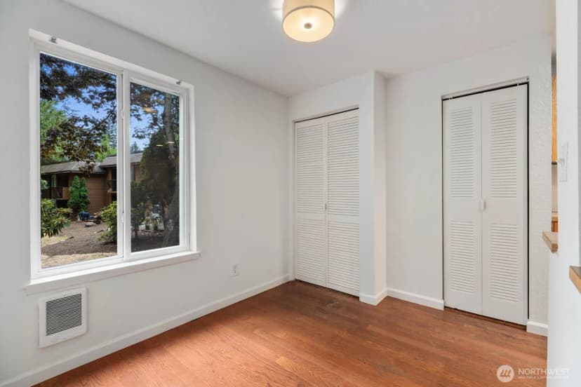 Property photo for 7307 224th Street Sw #d5, Edmonds photo 14