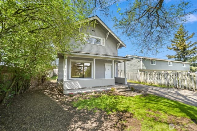Property photo for 2085 Cottage Place, Ferndale photo 5