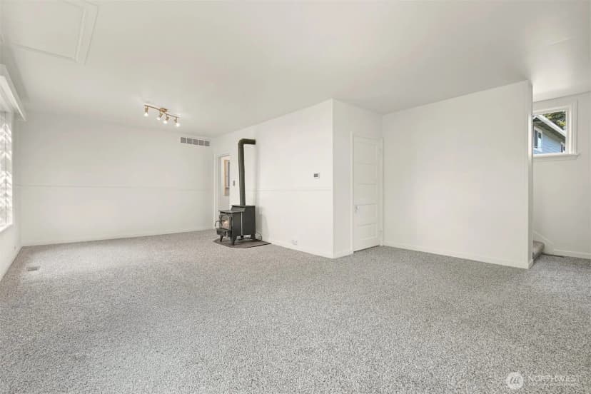 Property photo for 2085 Cottage Place, Ferndale photo 11