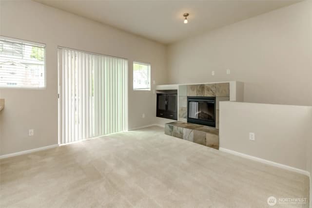 Property photo for 21230 40th Way S #e, Sea Tac photo 4