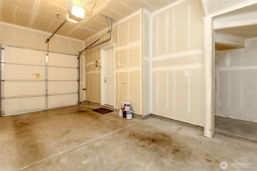 Property photo for 21230 40th Way S #e, Sea Tac photo 22