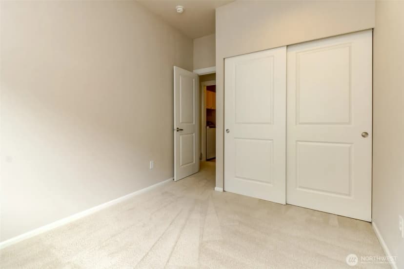 Property photo for 21230 40th Way S #e, Sea Tac photo 18