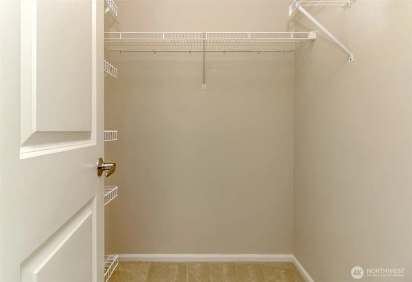 Property photo for 21230 40th Way S #e, Sea Tac photo 17