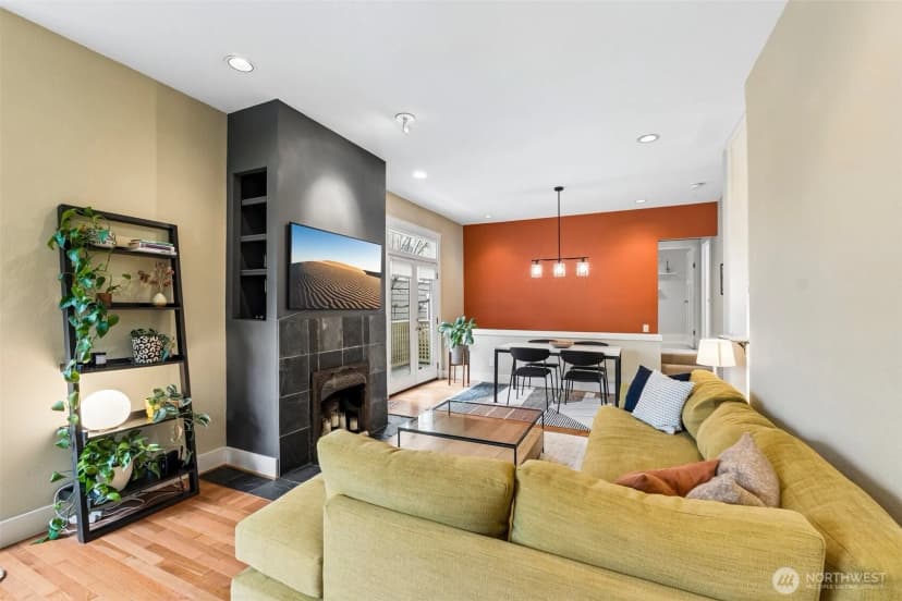 Property photo for 917 18th Avenue #a, Seattle photo 10