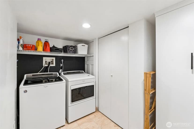 Property photo for 917 18th Avenue #a, Seattle photo 26