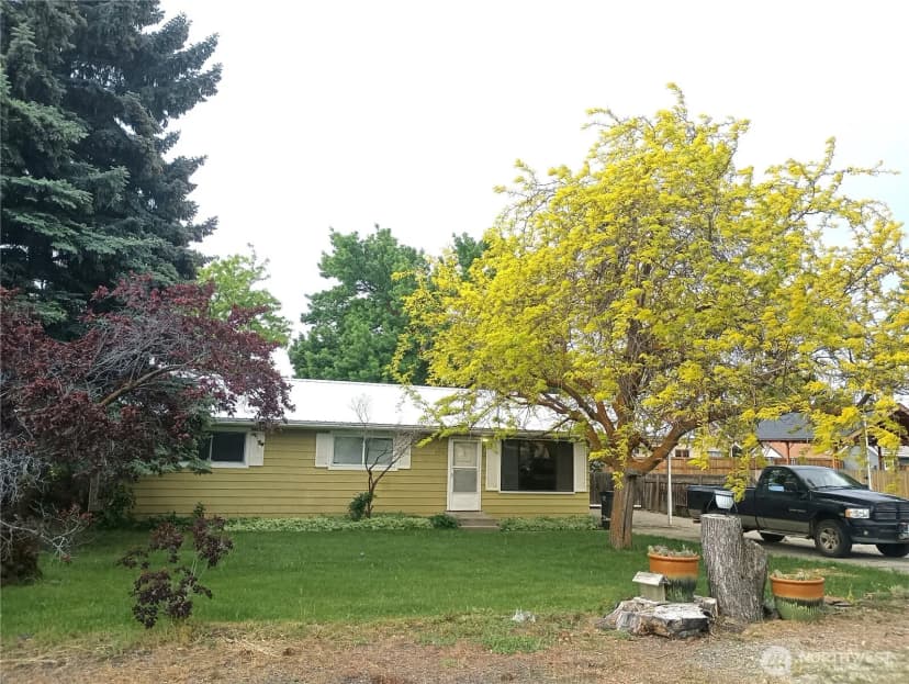 Property photo for 104 W First Street, Waterville