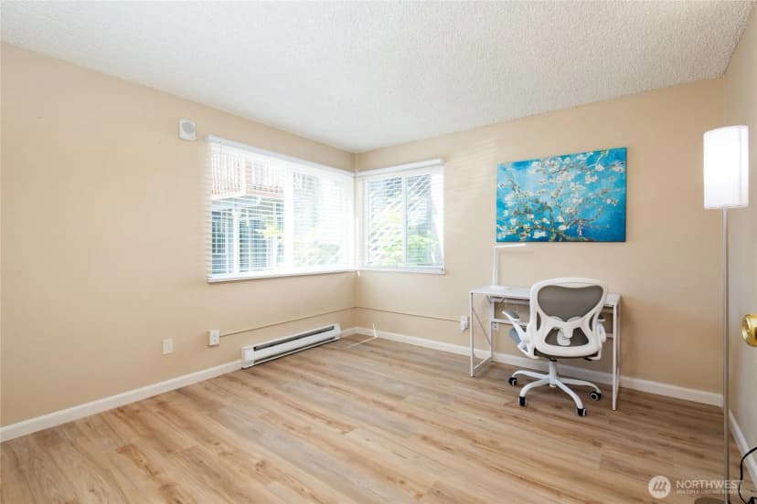 Property photo for 17302 Ne 45th Street #101, Redmond photo 13