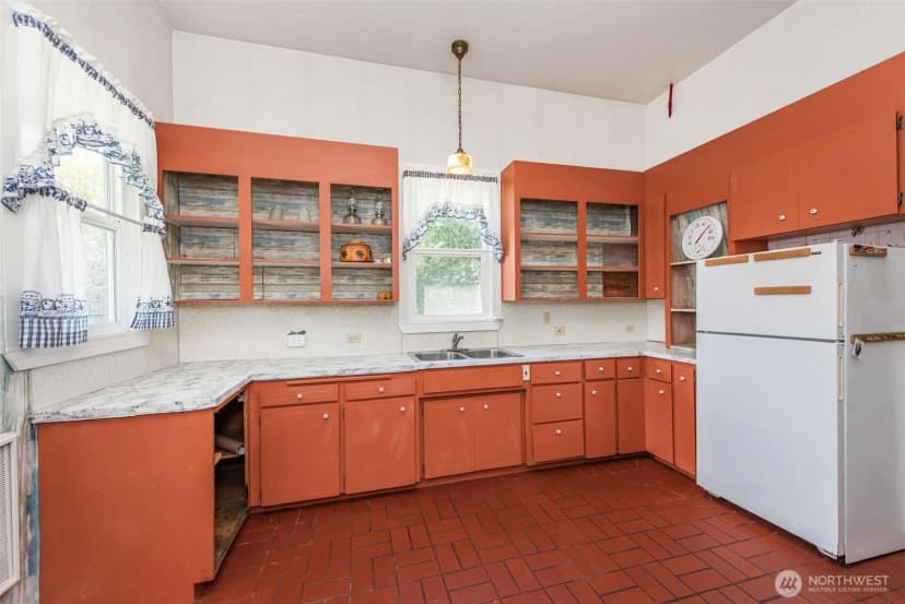 Property photo for 318 W 8th Street, Port Angeles photo 16