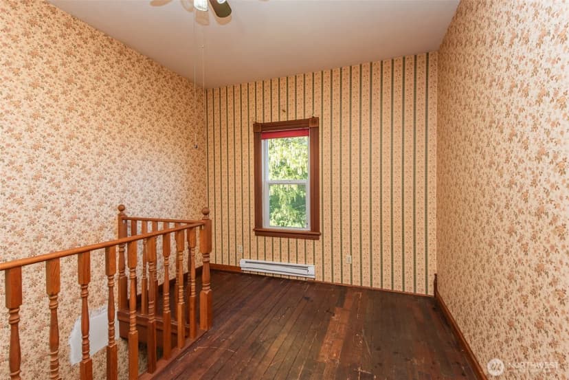 Property photo for 318 W 8th Street, Port Angeles photo 36