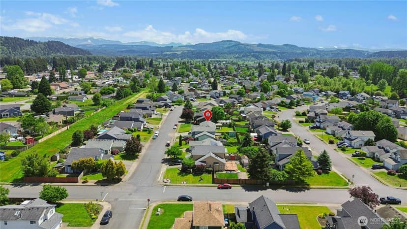 Property photo for 311 Orting Avenue Nw, Orting photo 26