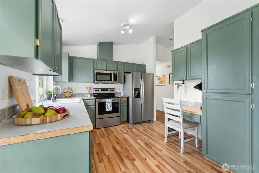 Property photo for 311 Orting Avenue Nw, Orting photo 7