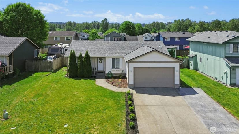 Property photo for 311 Orting Avenue Nw, Orting