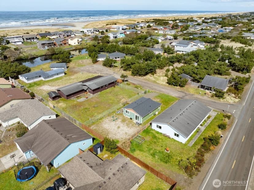 Property photo for 816 325th Street, Ocean Park photo 23
