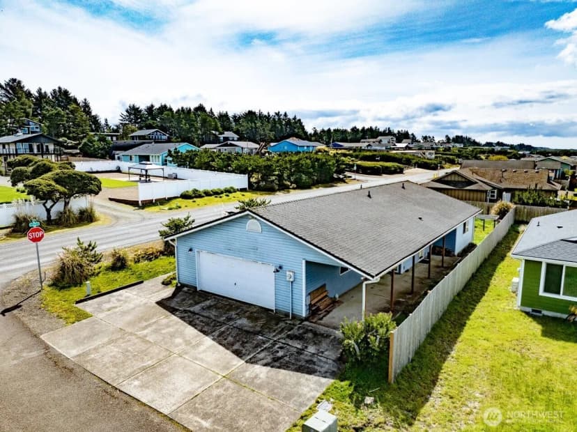 Property photo for 816 325th Street, Ocean Park photo 18