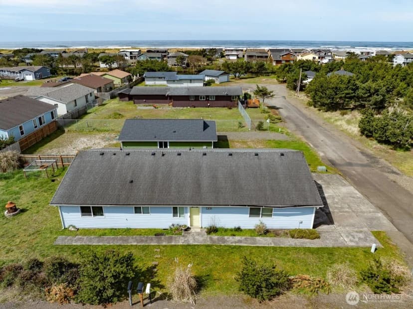 Property photo for 816 325th Street, Ocean Park photo 29