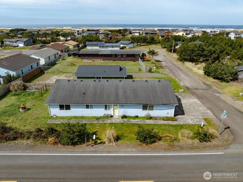 Property photo for 816 325th Street, Ocean Park photo 28