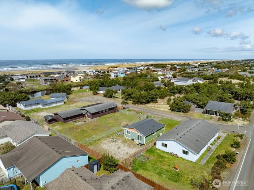 Property photo for 816 325th Street, Ocean Park photo 24