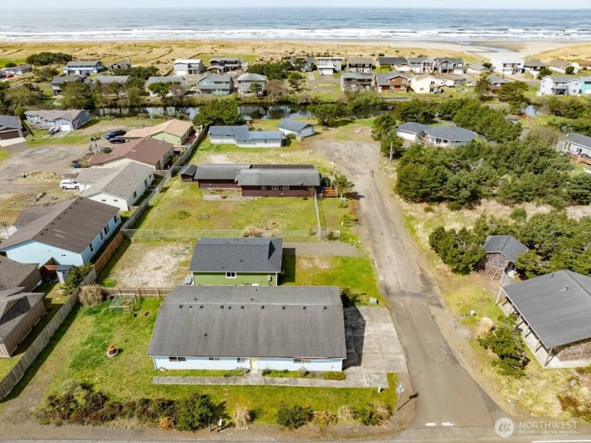 Property photo for 816 325th Street, Ocean Park photo 21