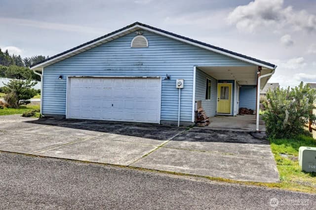 Property photo for 816 325th Street, Ocean Park photo 3