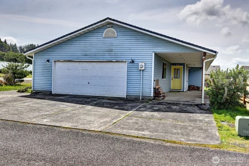 Property photo for 816 325th Street, Ocean Park photo 3